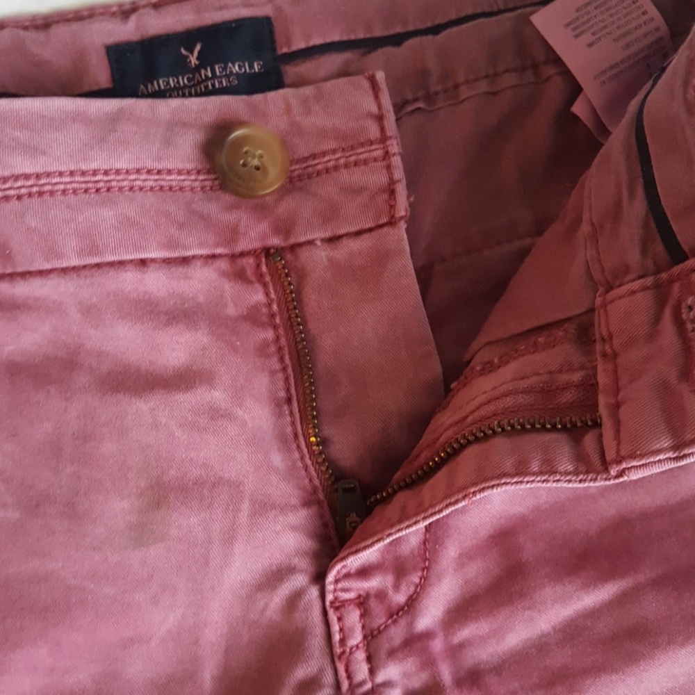 Shorts - Picture 3 of 4